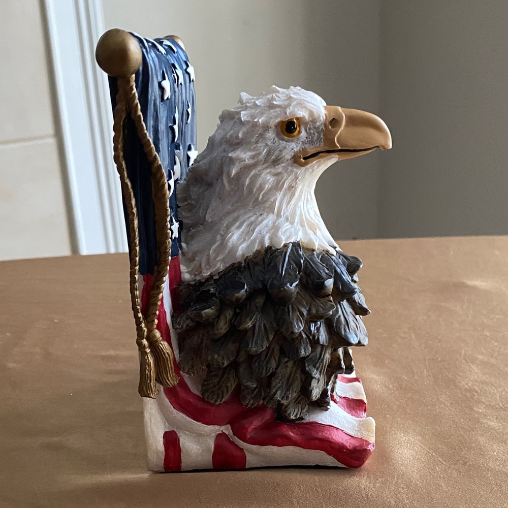 Patriotic Eagle Figurine with American Flag Design * - Picture 2 of 8
